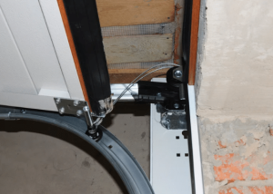 Broken Garage Door Cable What to Do in an Emergency